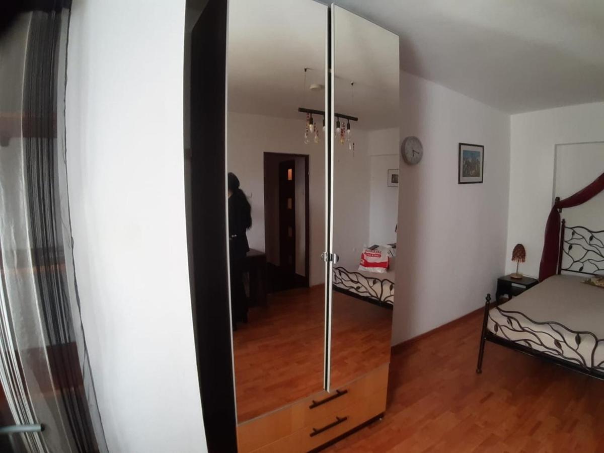 Piata Amzei Old Town Apartment บูคาเรสต์ ภายนอก รูปภาพ
